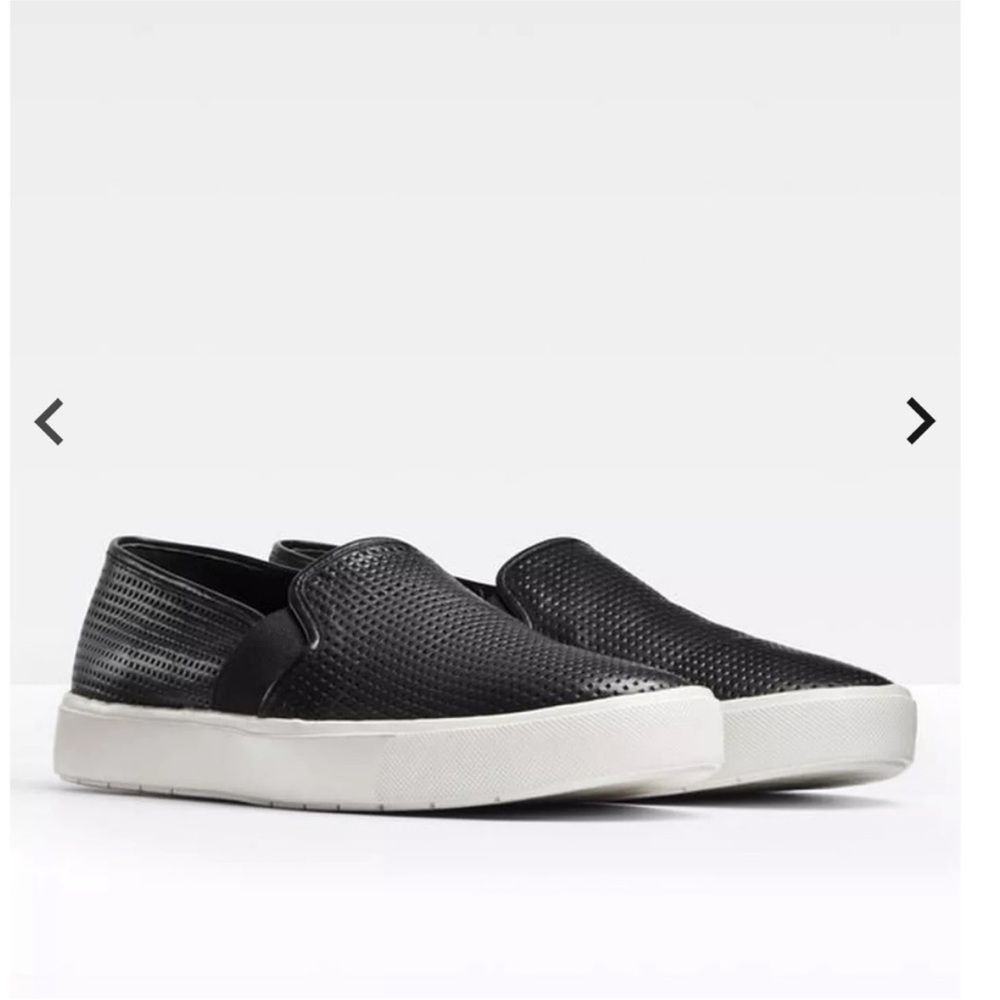 Vince Perforated Leather Blair Sneaker black size 8